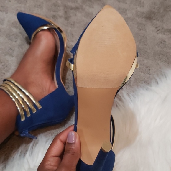 Pumps - Picture 7 of 7